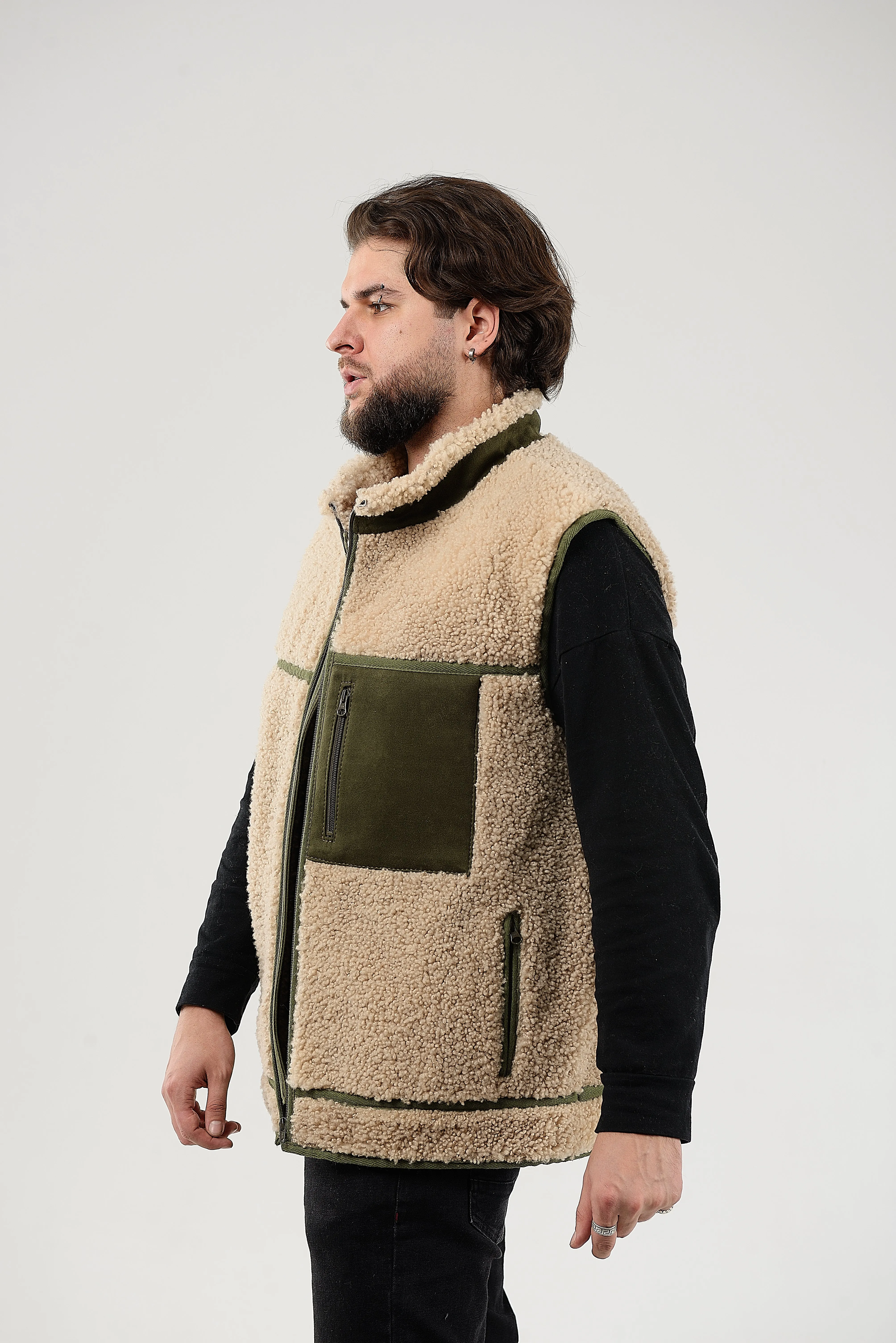 Sheepskin Vest, Collar-Exposed Wool Seams,Beige-green Lightweight And Warm Sleeveless Jacket,Sustainable Clothing,Zipper Closure And Pockets